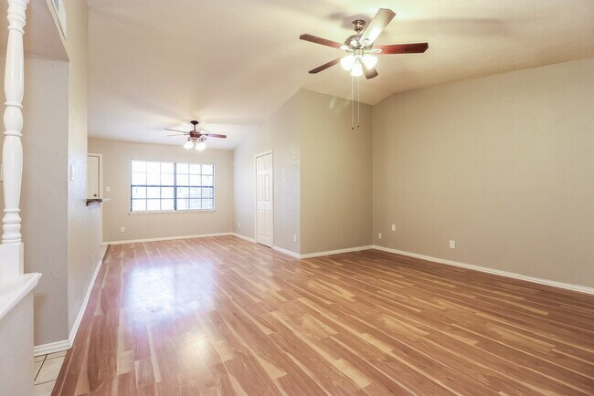 Building Photo - 6615 Springfield Dr