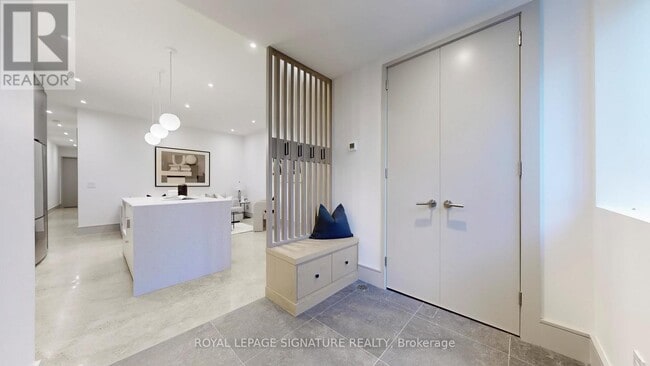 Building Photo - 82 Gough Ave