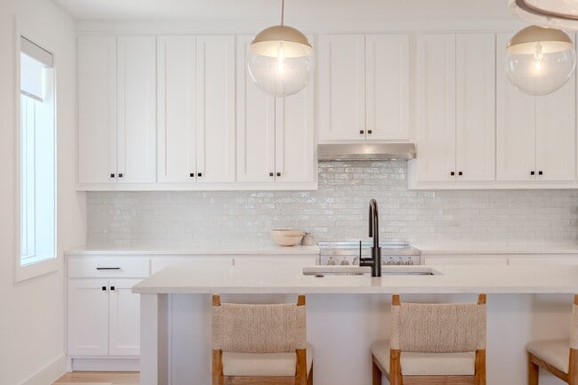 Photo - 7207 Gaston Ave Townhome