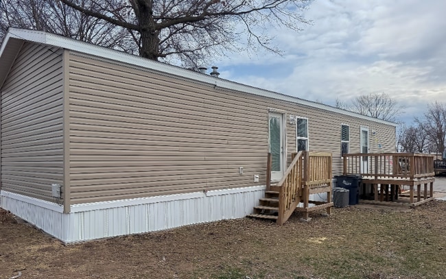 Building Photo - 4410 Brown Station Rd