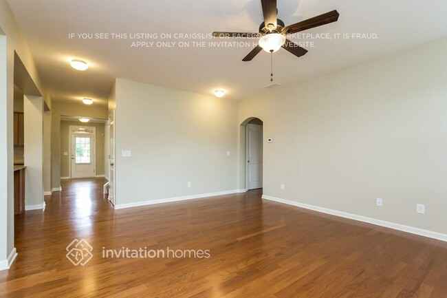 Foto del edificio - 3574 Fallen Oak Ln