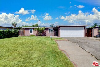 Building Photo - 5633 Cedarglen Dr