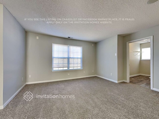 Foto del edificio - 6110 Sid Crane Dr