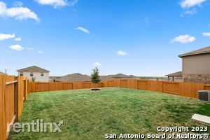 Foto del edificio - 3 br, 2.5 bath House - 9139 Bennett Frst