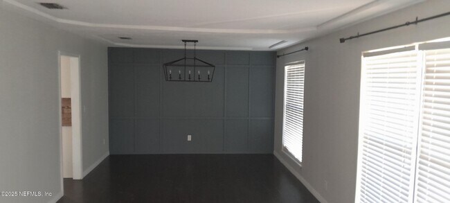 Foto del edificio - 2724 Lexington Dr