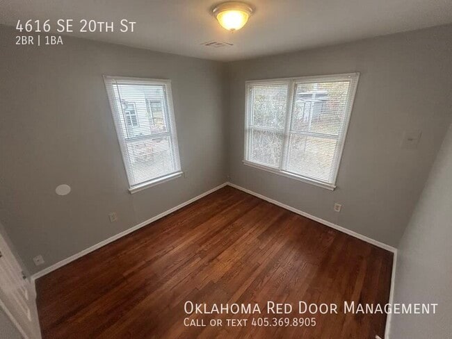 Foto del edificio - 4616 SE 20th St