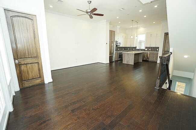Foto del edificio - 2313 Richton St