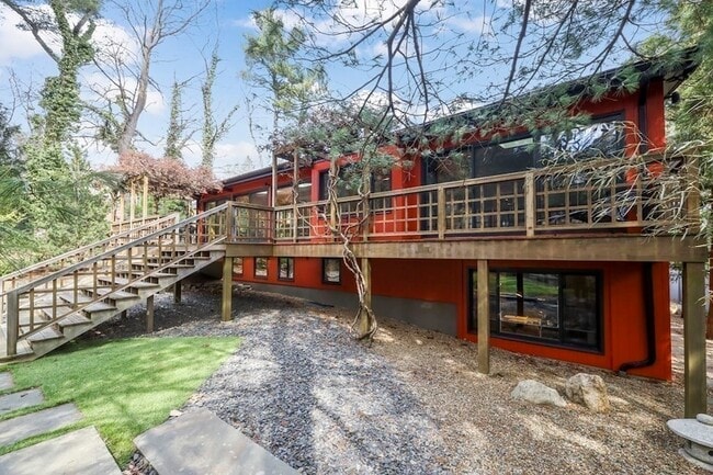 Building Photo - 38 Cumberland Avenue