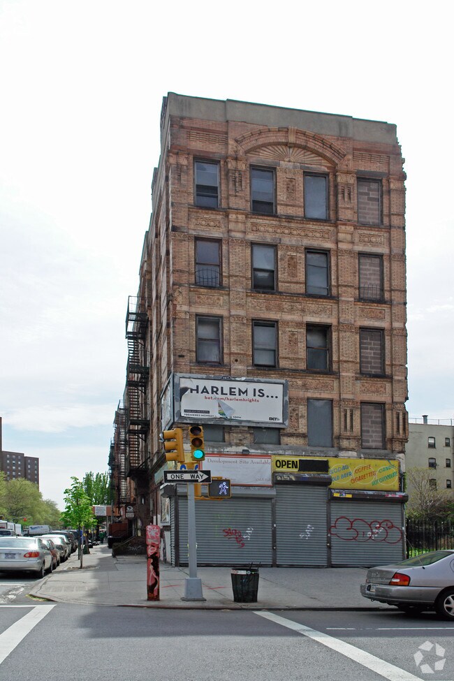 Building Photo - 2159 Fifth Ave