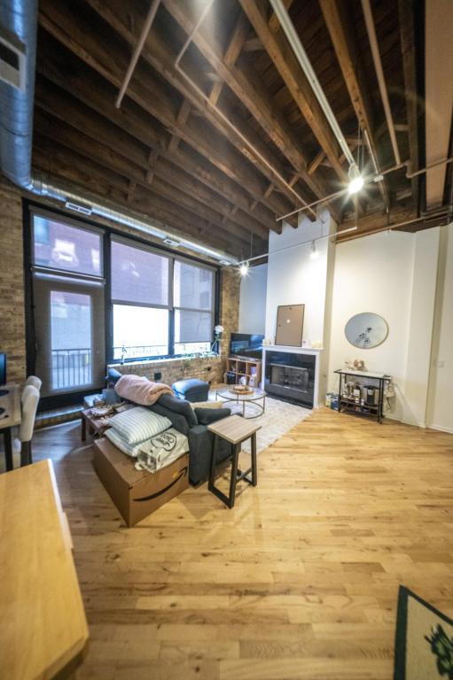 Photo - 226 N Clinton St Apartment