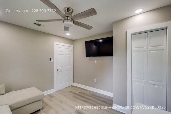 Foto del edificio - 508 Tasha Dr