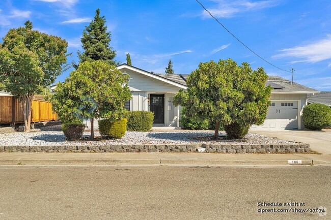 Building Photo - 166 Madelia Pl
