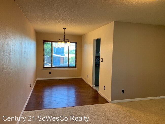 Building Photo - 3 br, 2.5 bath House - 607 Diamond Street