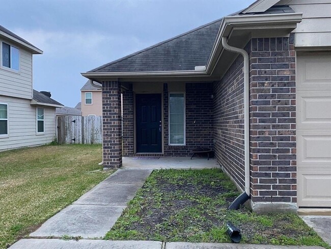Building Photo - 6226 El Granate Dr