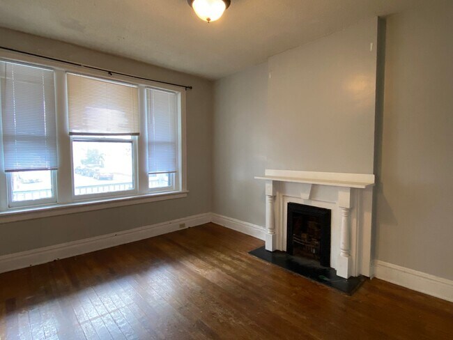 Photo - 1263 W Cary St Apartment