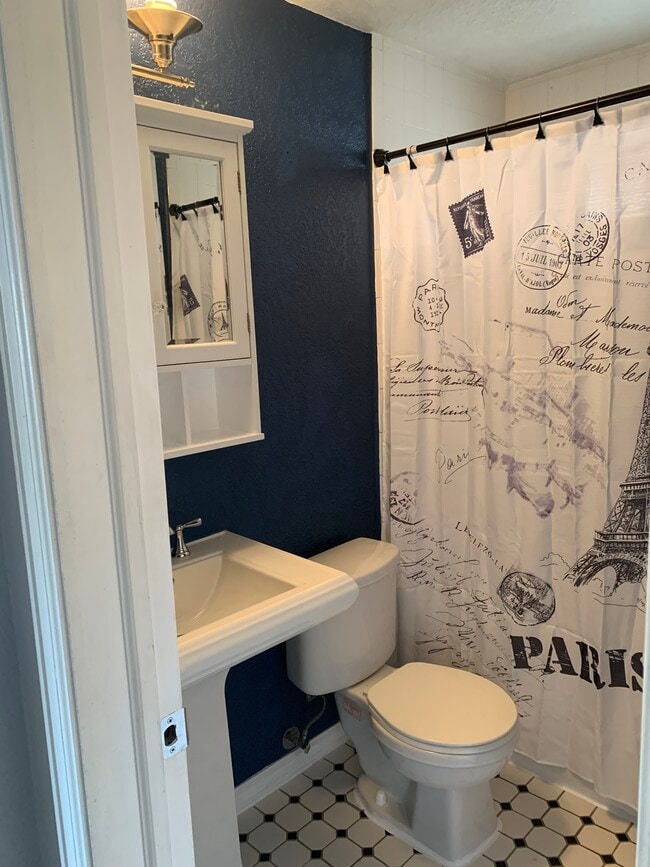 Photo - 3541 Olive St House