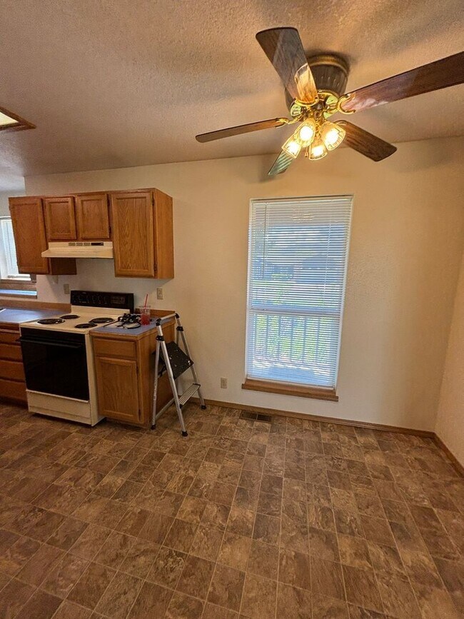 Foto del edificio - 2307 E O Ct