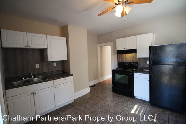 Foto del edificio - 1461-1463 N Grant Ave