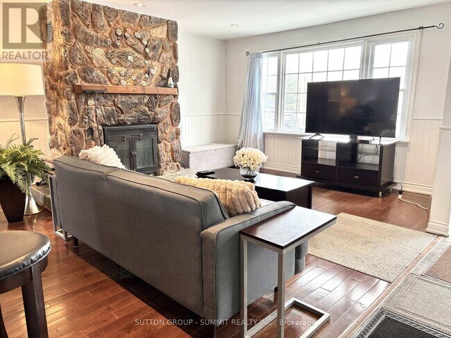 Photo du bâtiment - 2958 King St