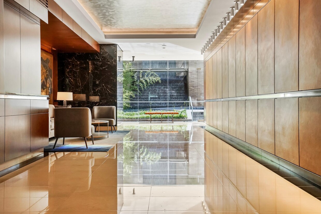 Photo - 1111 23rd St NW (Washington, DC)