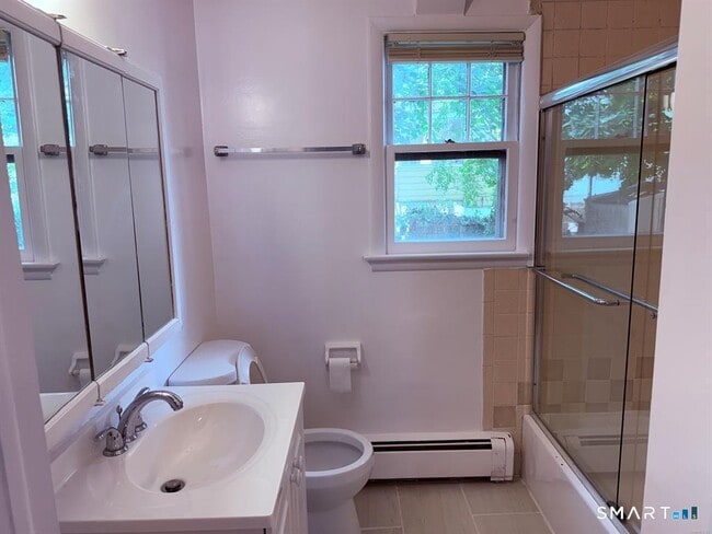 Foto del edificio - 49 Soundview Ave