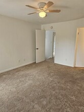 Building Photo - 2626 Holly Hall St