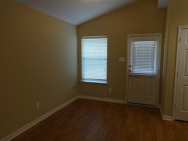 Building Photo - 4318 Sunflower Creek Ln