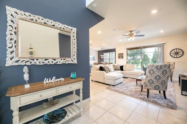 Foto del edificio - 5533 Misty Oak Cir