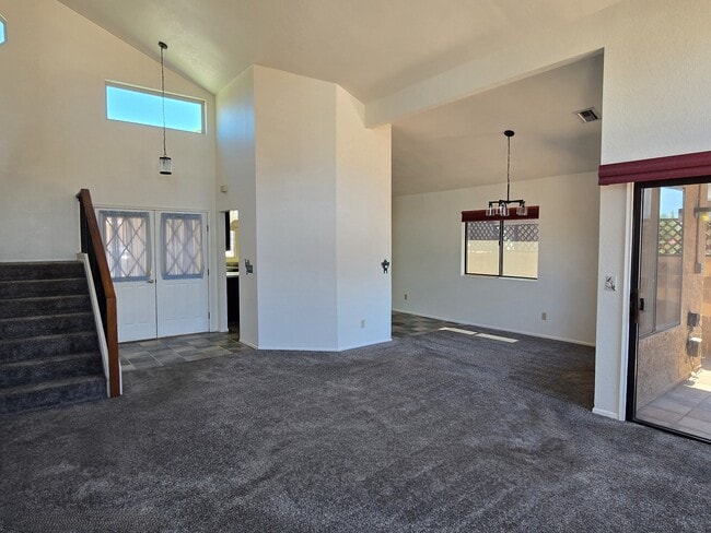 Building Photo - 10151 E Karen Pl