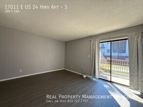 Building Photo - 17011 E 24 Hwy Cir
