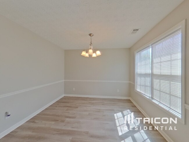 Foto del edificio - 1542 Alcovy Falls Dr SE