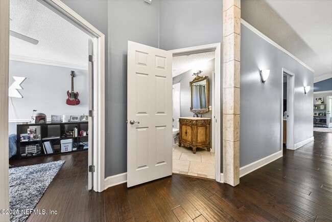 Building Photo - 6171 Chambore Dr