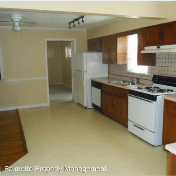 Building Photo - 494 Lytle St