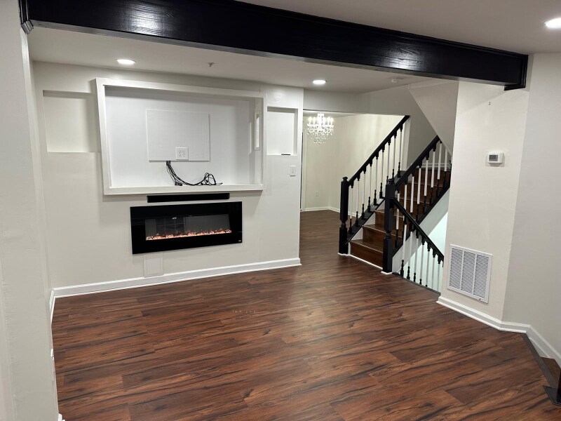 Foto principal - 11520 Big Creek Dr