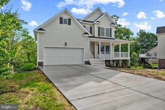 Building Photo - 106 Mate Ct