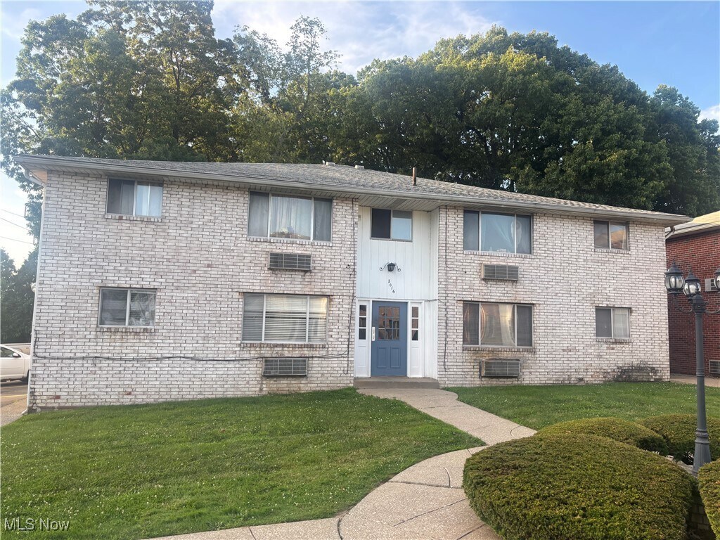 Foto principal - 2016 20th St NW