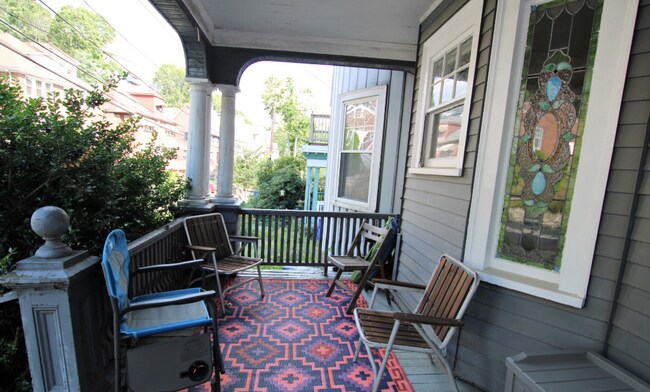 Building Photo - 98 Westbourne Ter