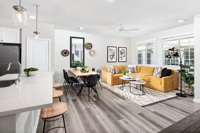 Building Photo - Tricon Elk Grove