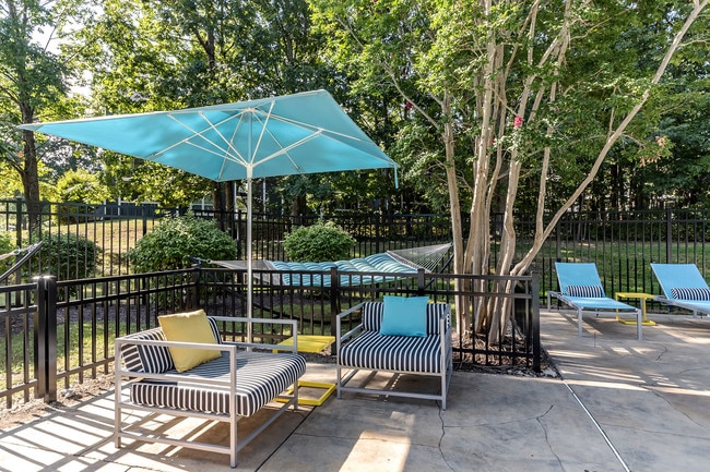 Foto del edificio - Amberton Apartments