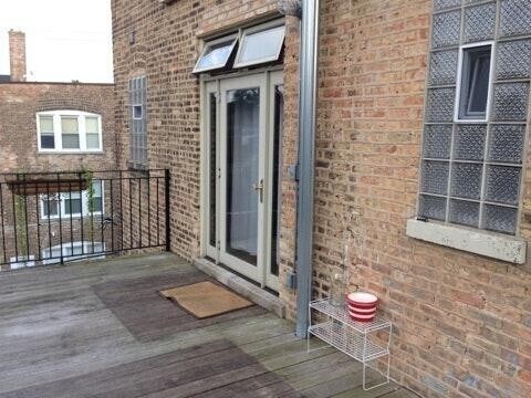 Primary Photo - 2920 W Cullom Ave
