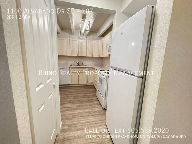 Building Photo - Newly Remodeled 2  Bedroom In the SE!
