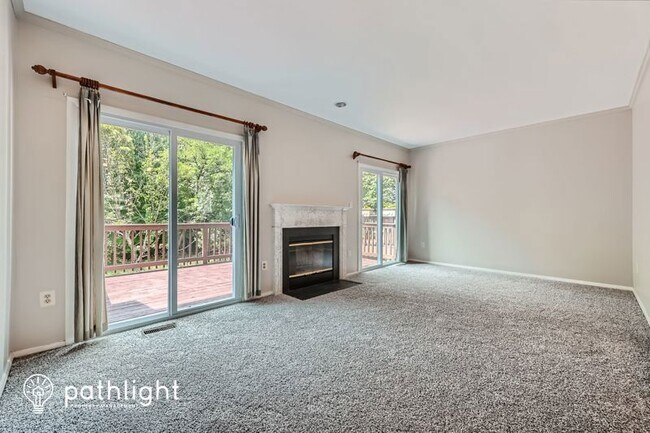 Foto del edificio - 7831 Old Litchfield Ln