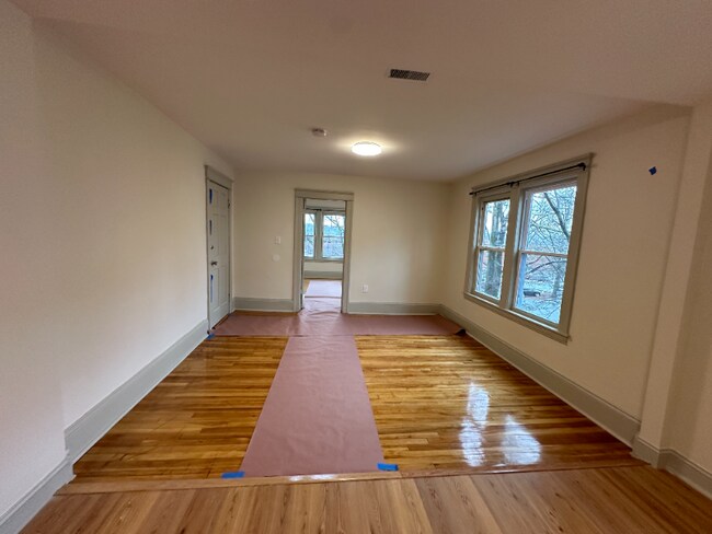 Foto del edificio - 46 Oak Ave