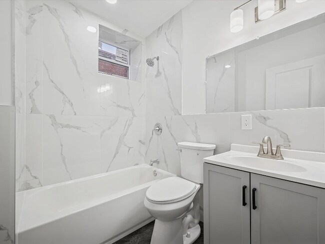 Foto del edificio - 5314 Upland St