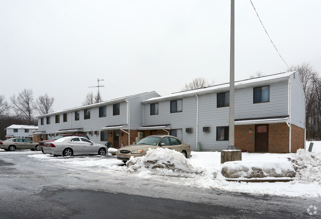 Building Photo - Forest Ridge