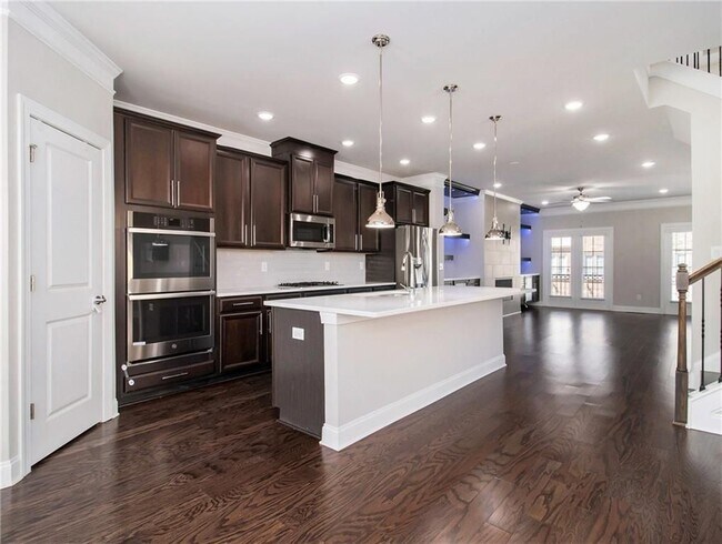 Foto del edificio - 5378 Terrace Bend Pl