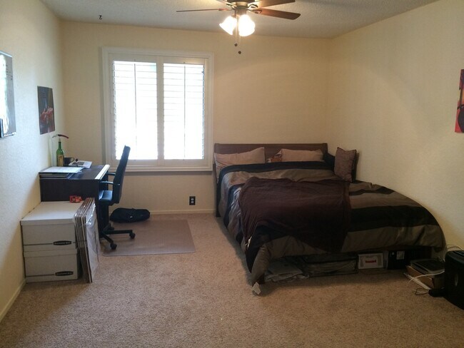 Foto del edificio - Spacious 1 Bedroom Unit in Pheasant Creek