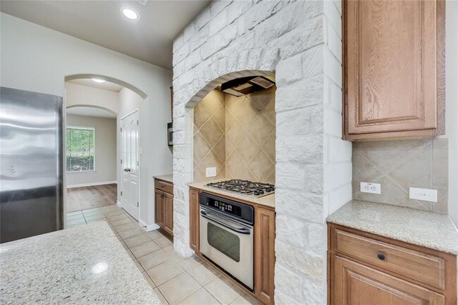 Building Photo - 203 Arrowhead Trail