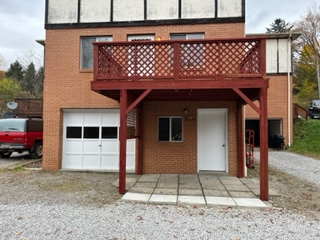 Primary Photo - 196 E Union Rd