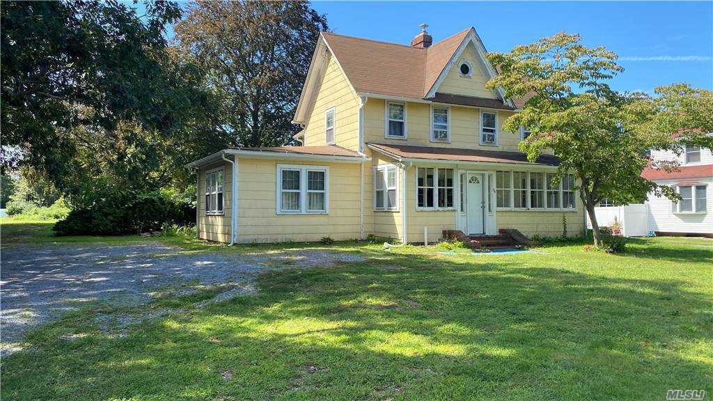 104 Lake Ave, Saint James, NY 11780 House Rental in Saint James, NY